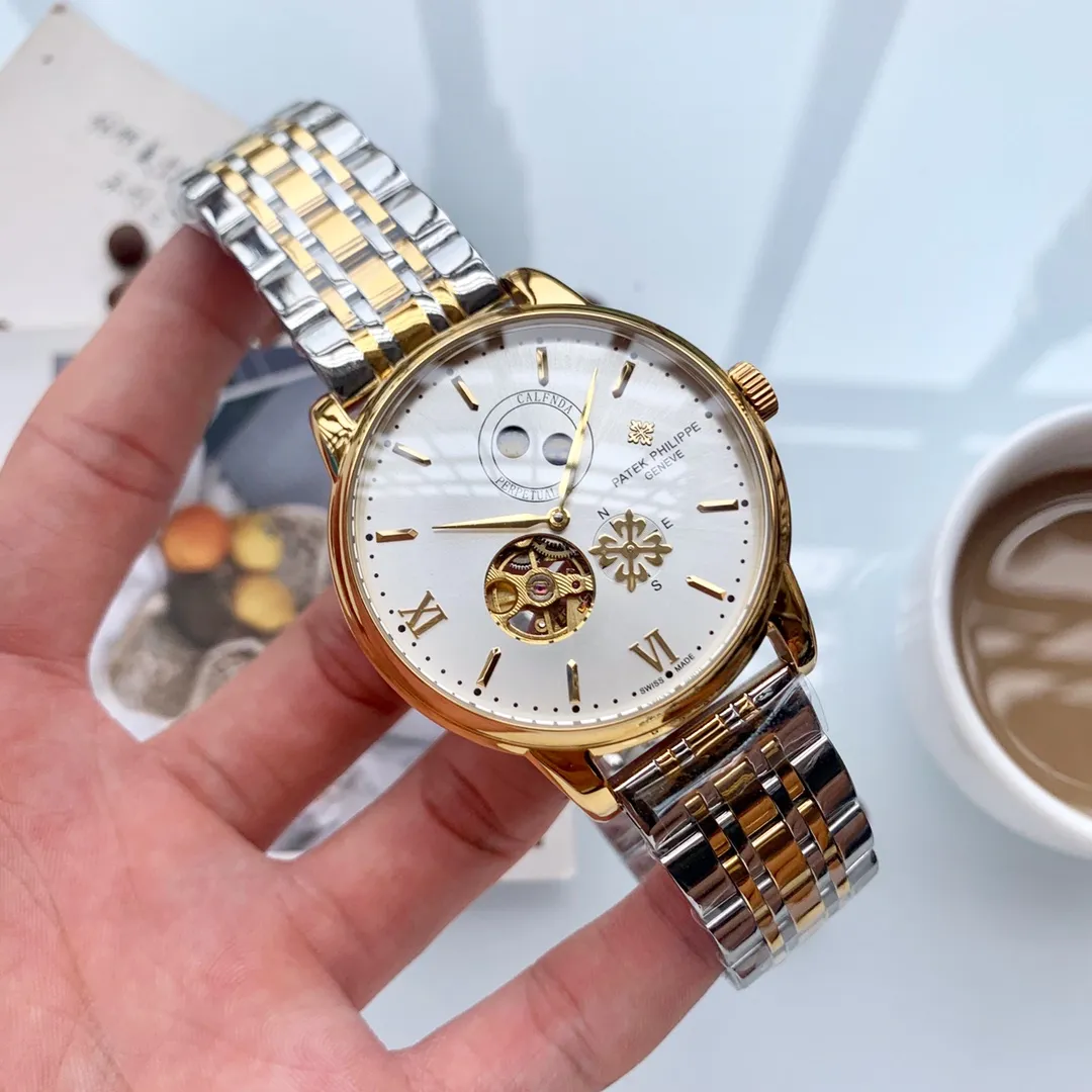 [Foreign trade import] 💰1280 Patek Philippe (top quality, grand appearance) 🎉🎉 [Type]: Fine men's watch (top) top [Strap]: Genuine leather strap (durable) [Movement]: Top mechanical movement (stable) [Material]: Mineral super strong mirror (wear-resistant) Exquisite quality Generous style Excellent temperament Wisdom and exclusivity [Size]: 42mm diameter and 12mm thick Hot sale on the market! Welcome to reprint!